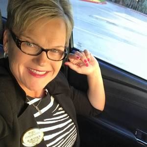 Meet your Posher, Melanie